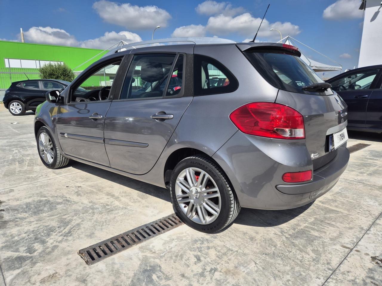 Renault Clio 1.2 16V SporTour Live!