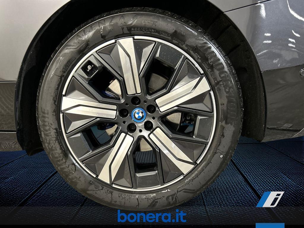 BMW iX 50 pacchetto sportivo xDrive