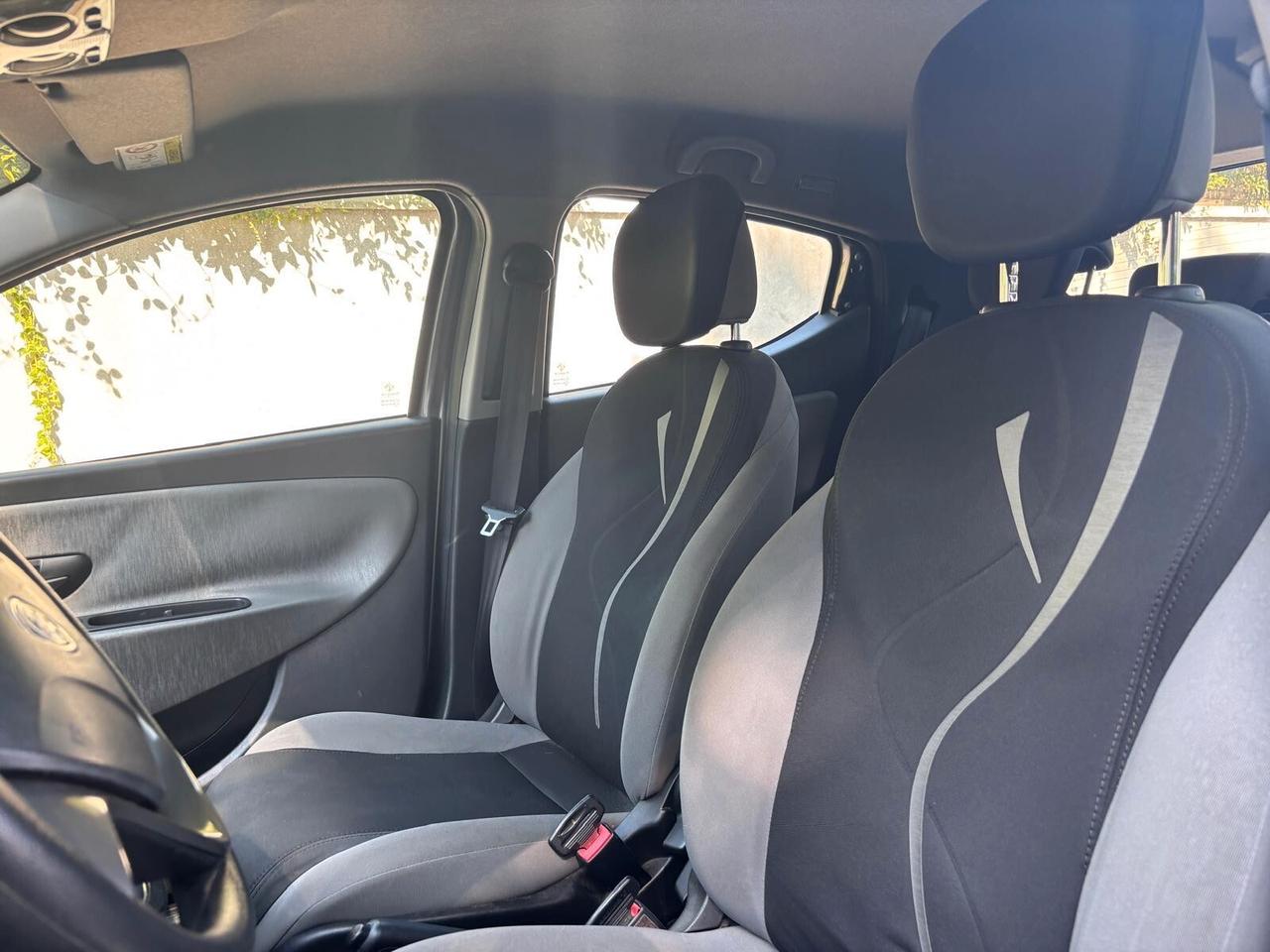 Lancia Ypsilon 1.3 MJT 16V 95 CV 5 porte S&S