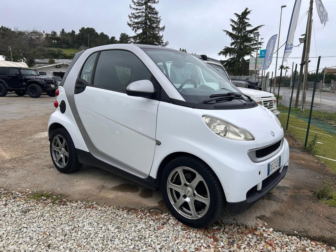 Smart ForTwo 1000 52 kW coupé passion