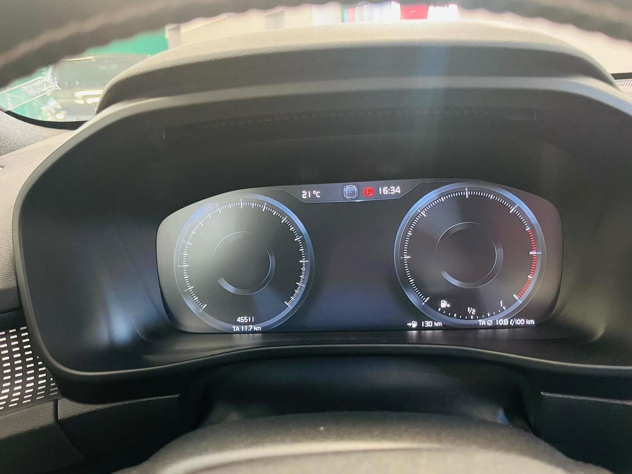 Volvo XC40 D4 AWD Geartronic R-design