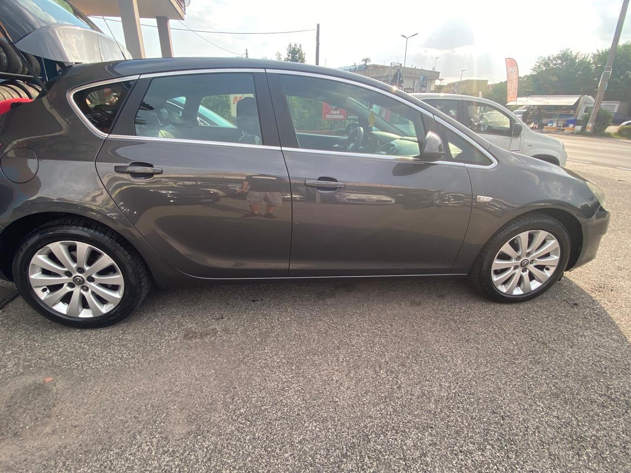 Opel Astra 1.7 CDTI 125CV 5 porte Cosmo