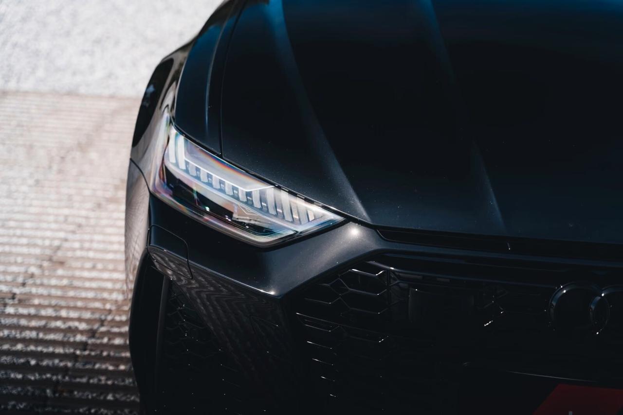 Audi A6 RS 6 Avant 4.0 TFSI V8 quattro tiptronic Performance