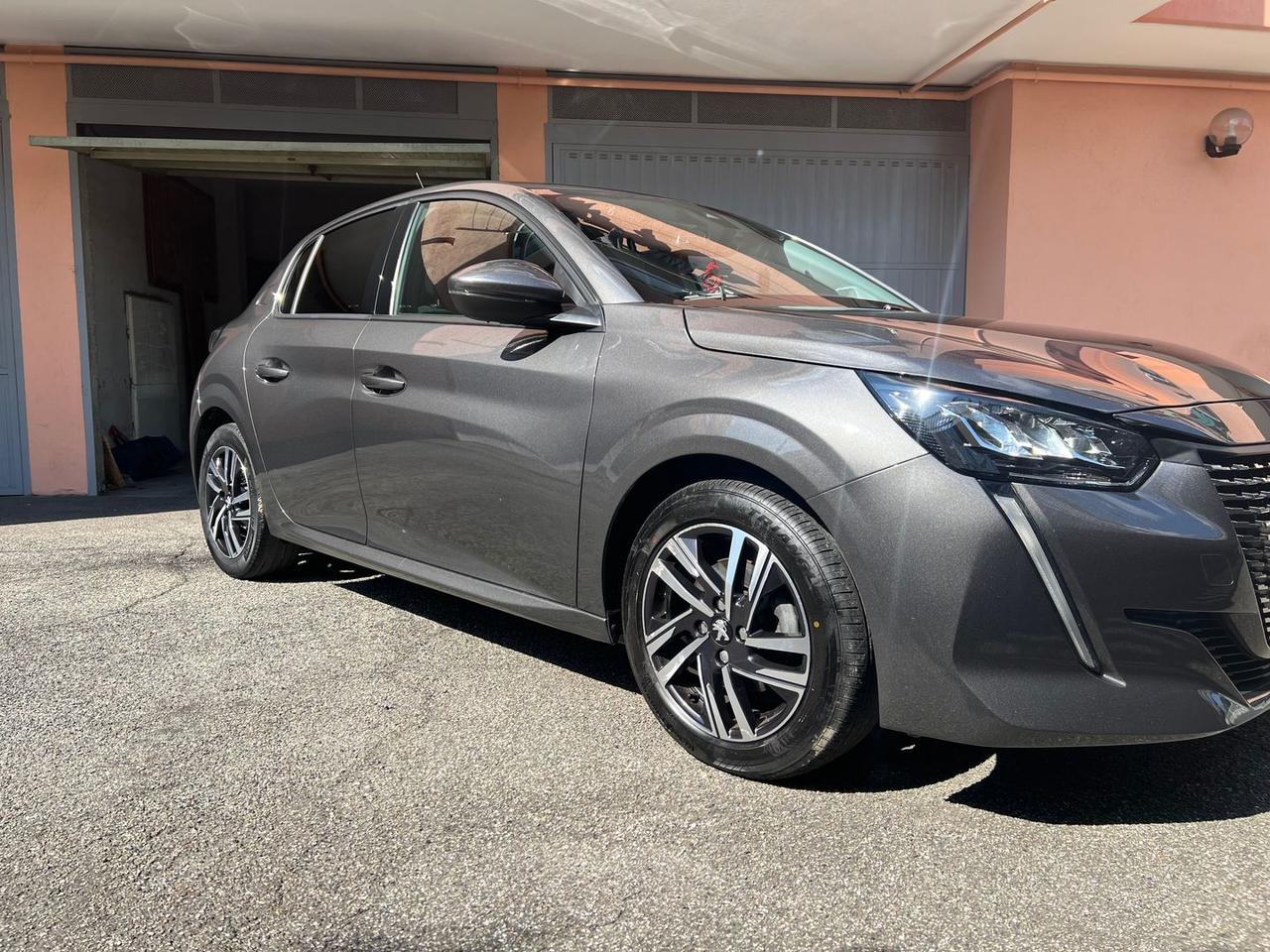 Peugeot 208 1.2 PureTech 100 Allure Pack