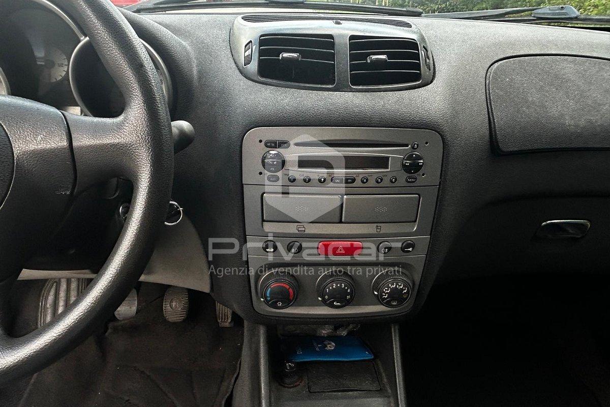 ALFA ROMEO 147 1.6i 16V T.S. (105 CV) cat 5p. Connect