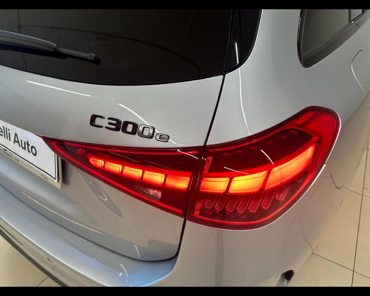 Mercedes-Benz Classe C (W/S206) - C 300 e Plug-in hybrid S.W. Premium Plus