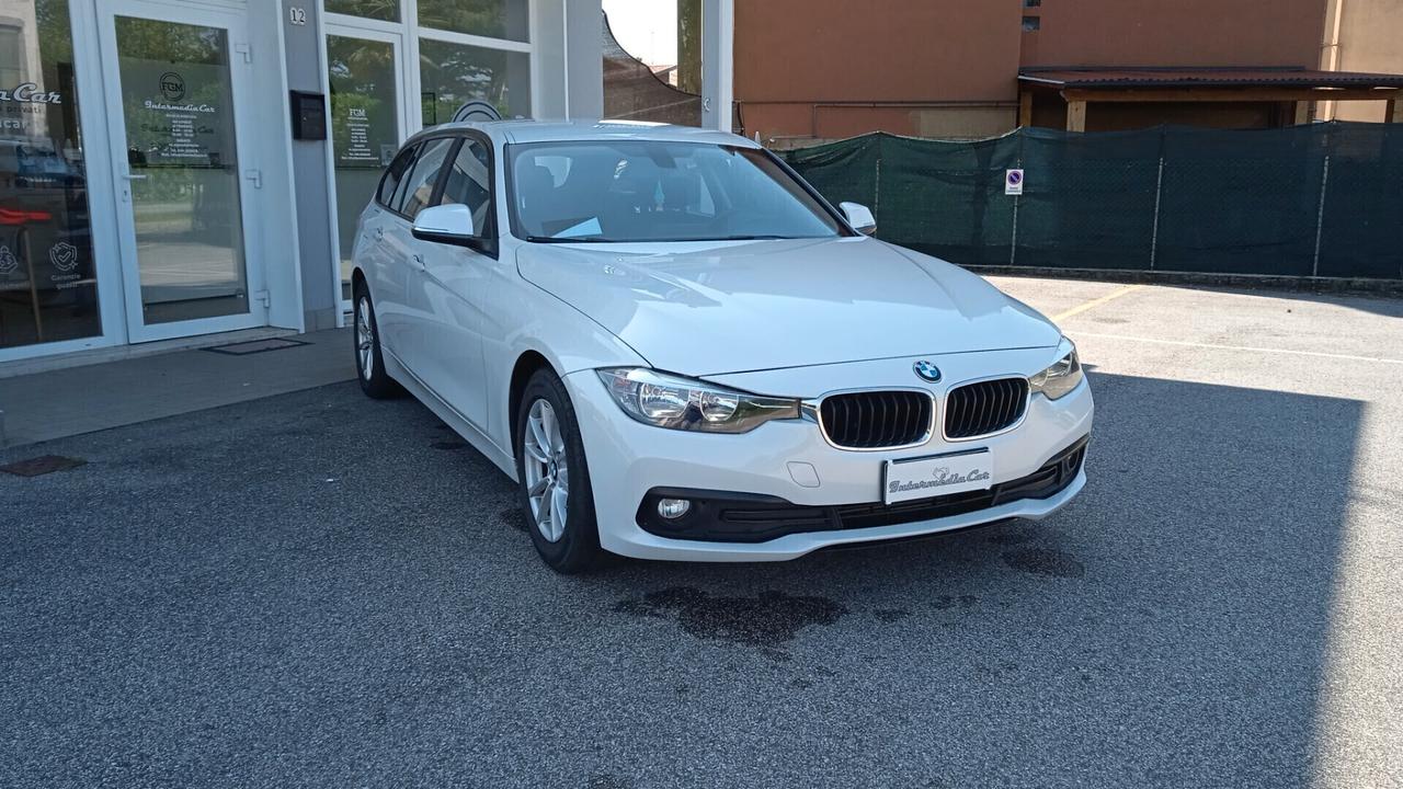Bmw 318 318d Touring Business Advantage aut.