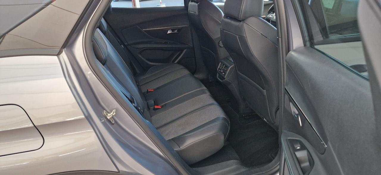 Peugeot 3008 BlueHDi 130cv EAT8 GT Pack