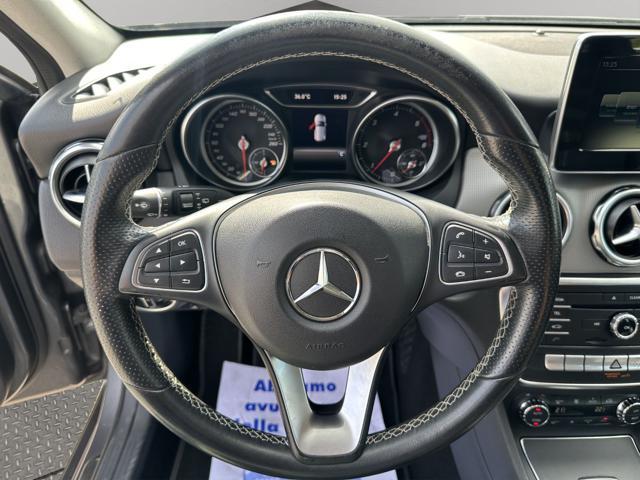 MERCEDES-BENZ GLA 180 d Business