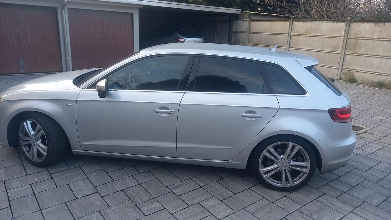Audi A3 SPB 1.8 TFSI S tronic Ambition 5porte pachetto S-line