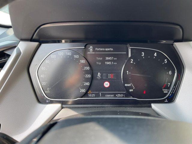 BMW 118 i 5p. Business Advantage
