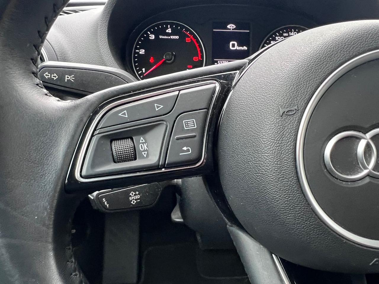 Audi A3 Business Line 1.6 30 TDI #4241