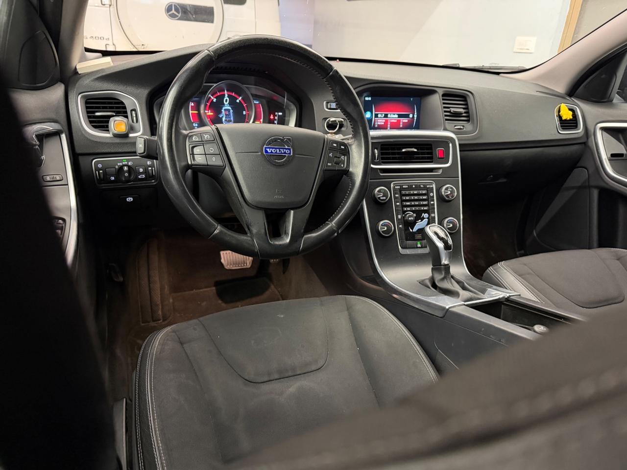 Volvo V60 D3 Geartronic Summum automatica