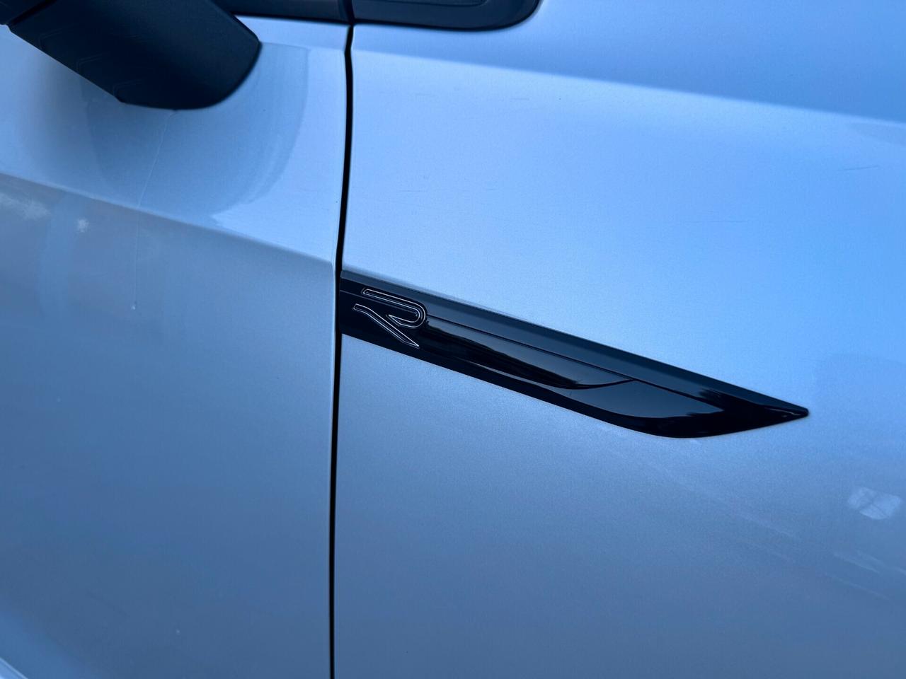 Volkswagen Golf 8 1.0 TSI - NEOPATENTATI - VIRTUAL - PRONTA CONSEGNA