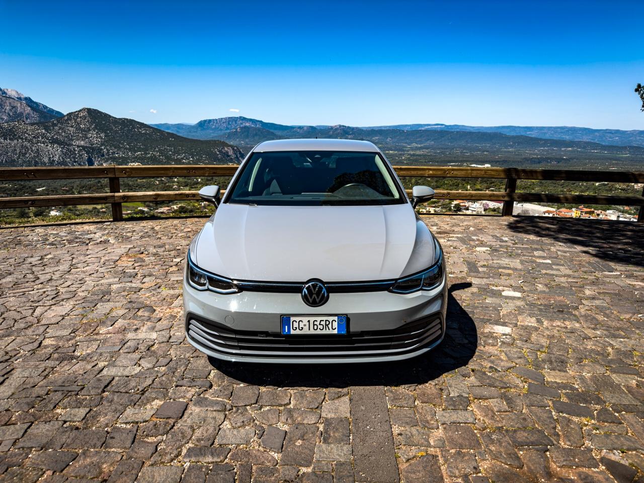 Volkswagen Golf 8 2.0 TDI EVO DSG SCR Life - 2021