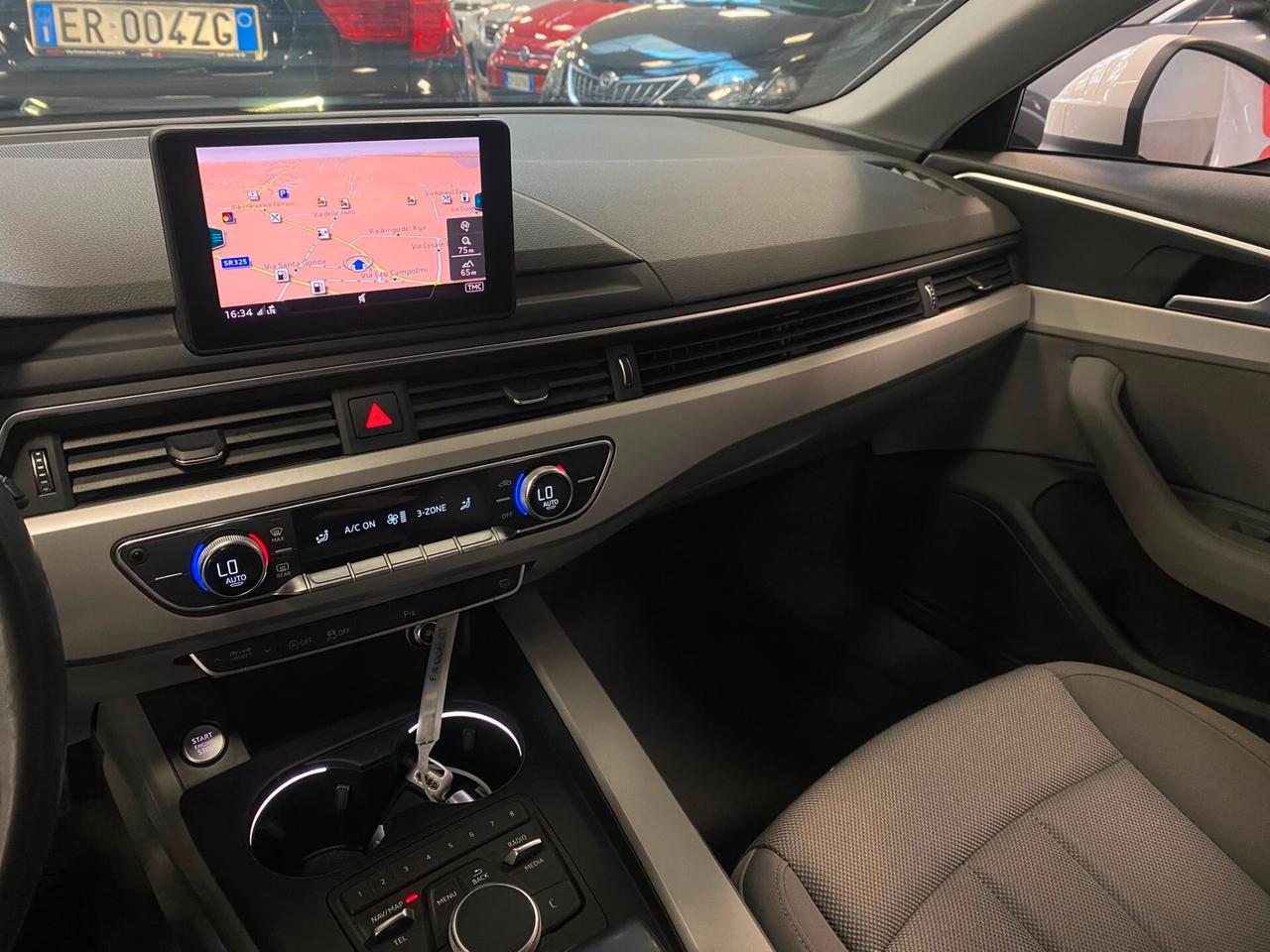 Audi A4 Avant 30 TDI S tronic line edition