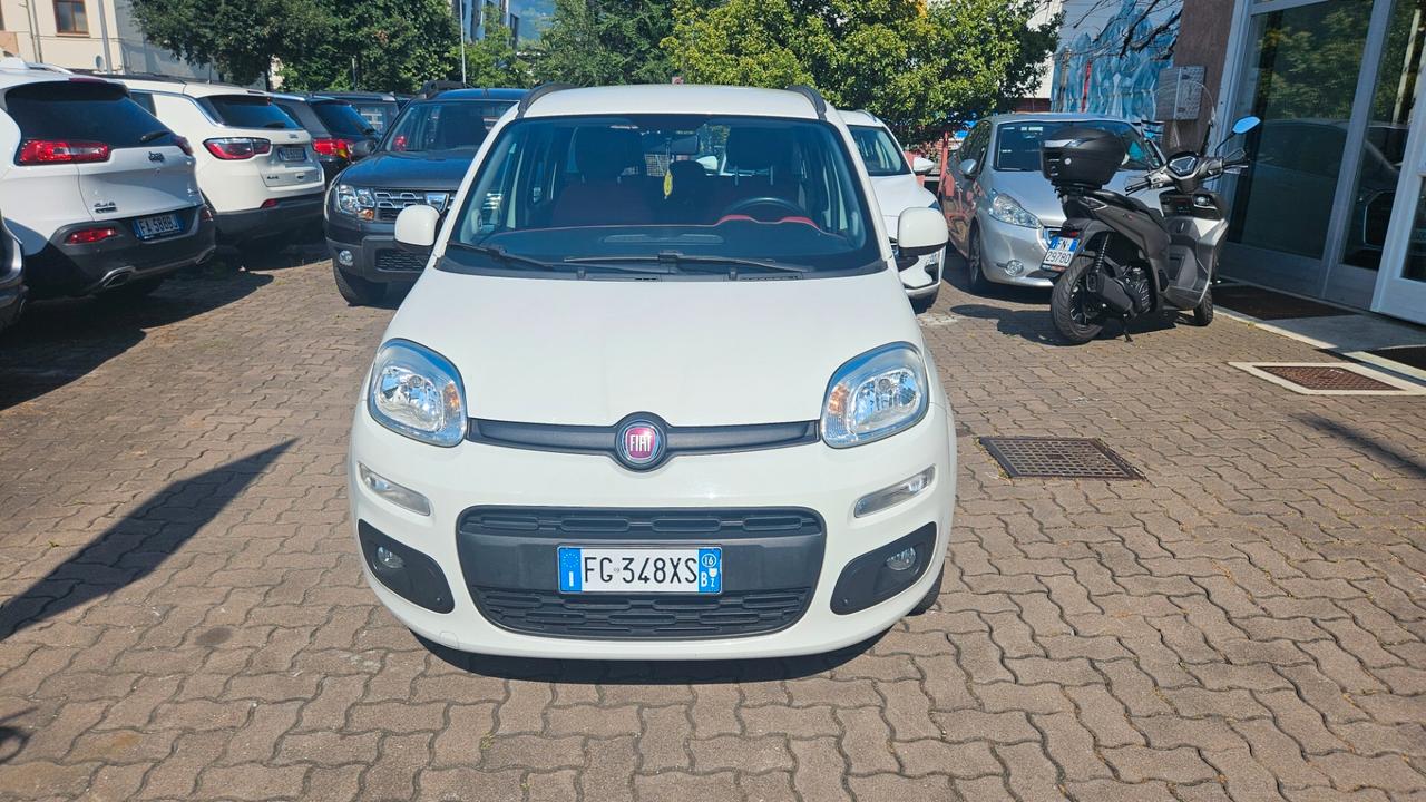 Fiat Panda 1.2 Lounge 69cv 5 POSTI-NEOPATENTATI