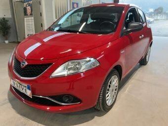 AUTO IN ARRIVO Lancia Ypsilon 1.2 69 CV 5 porte Silver
