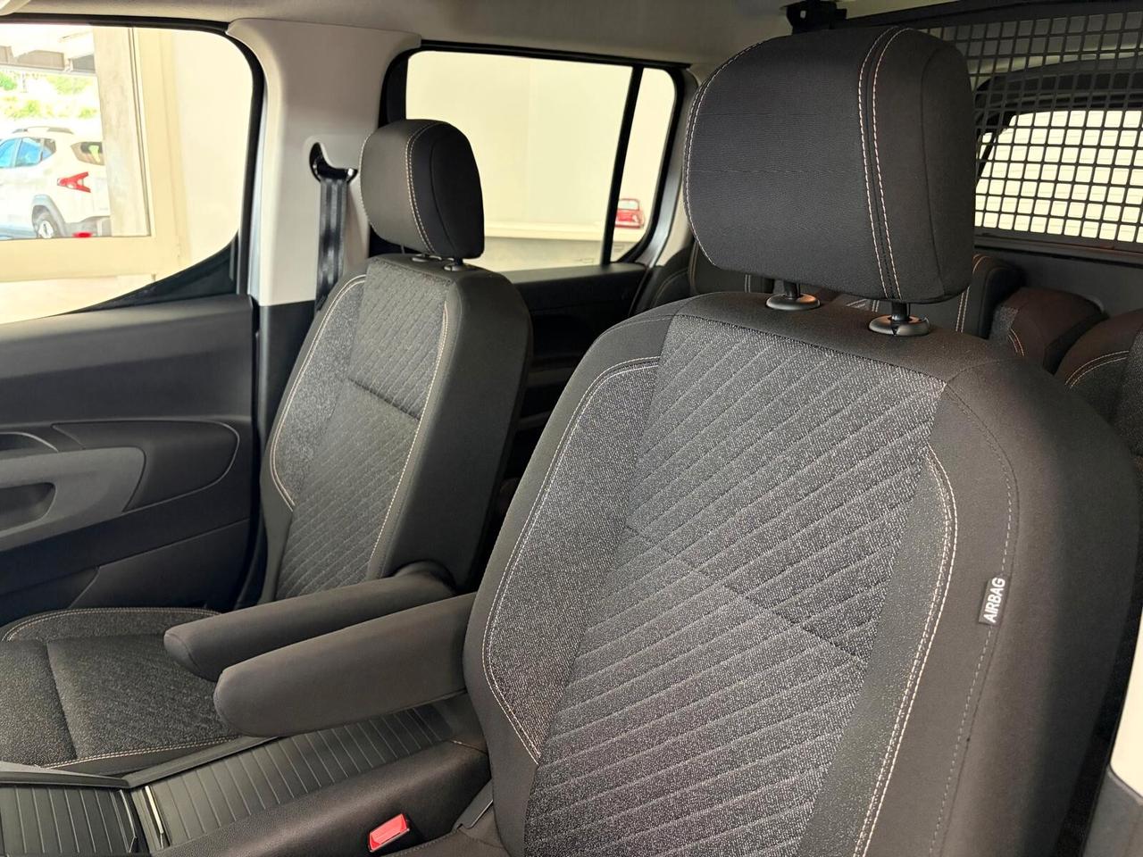 Peugeot Rifter 1.5 bluehdi Allure 100CV AUTOCARRO 5POSTI