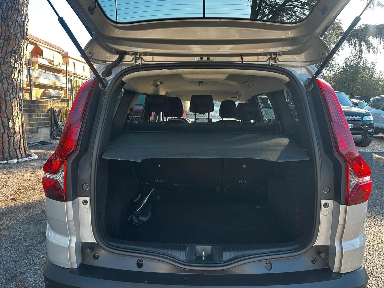 Dacia Jogger 1.0 TCe GPL 100 CV 5 posti Essential