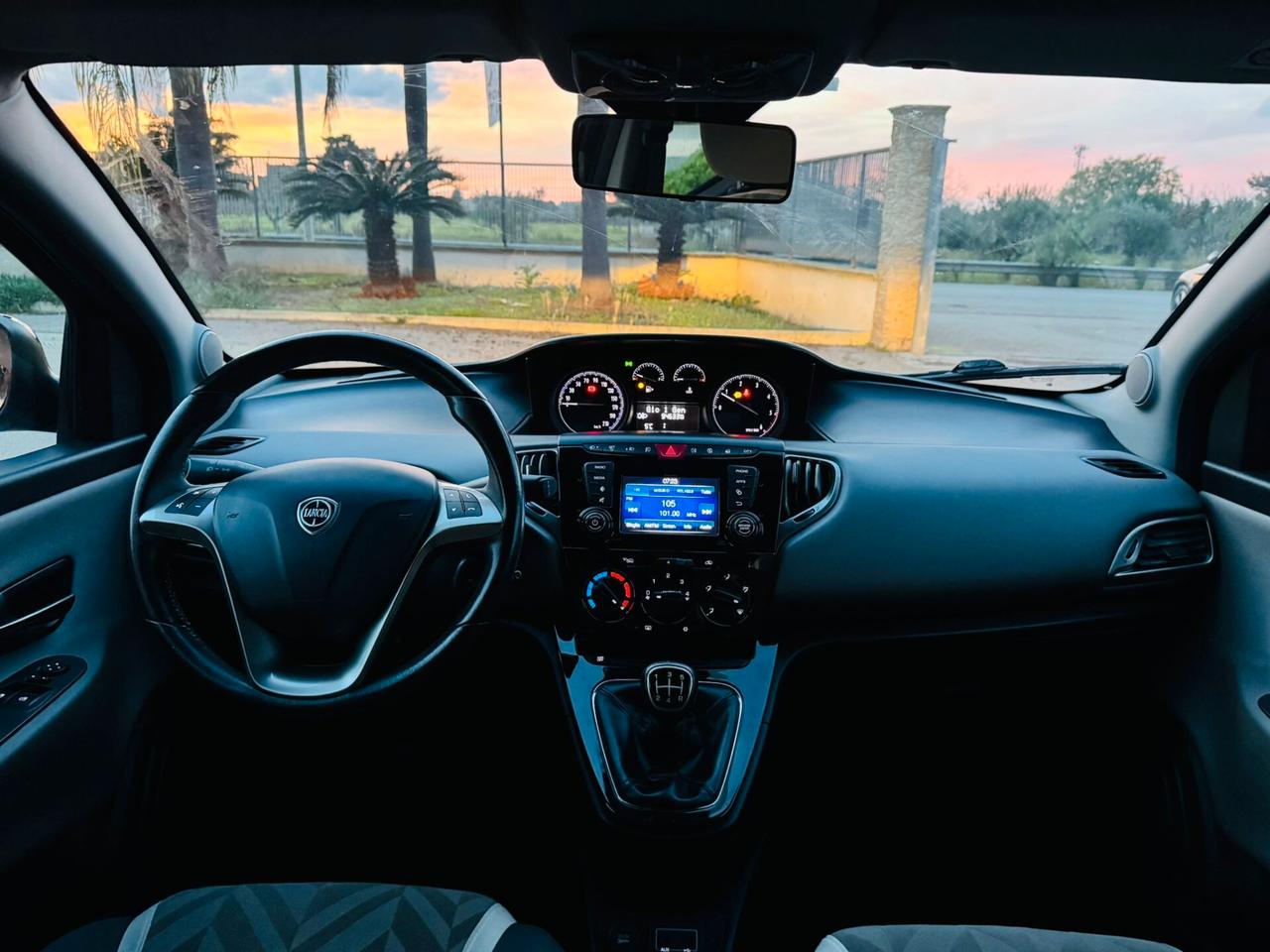 Lancia Ypsilon 1.3 MJT 16V 95 CV 5 porte S&S Gold