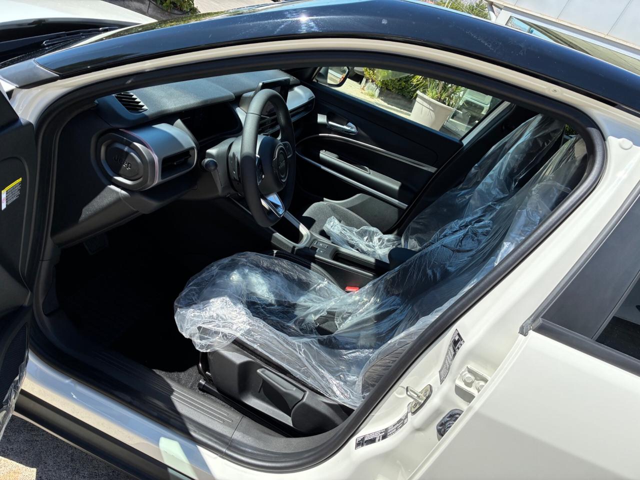 Jeep Avenger 1.2 Turbo 110 CV MHEV Summit bicolor