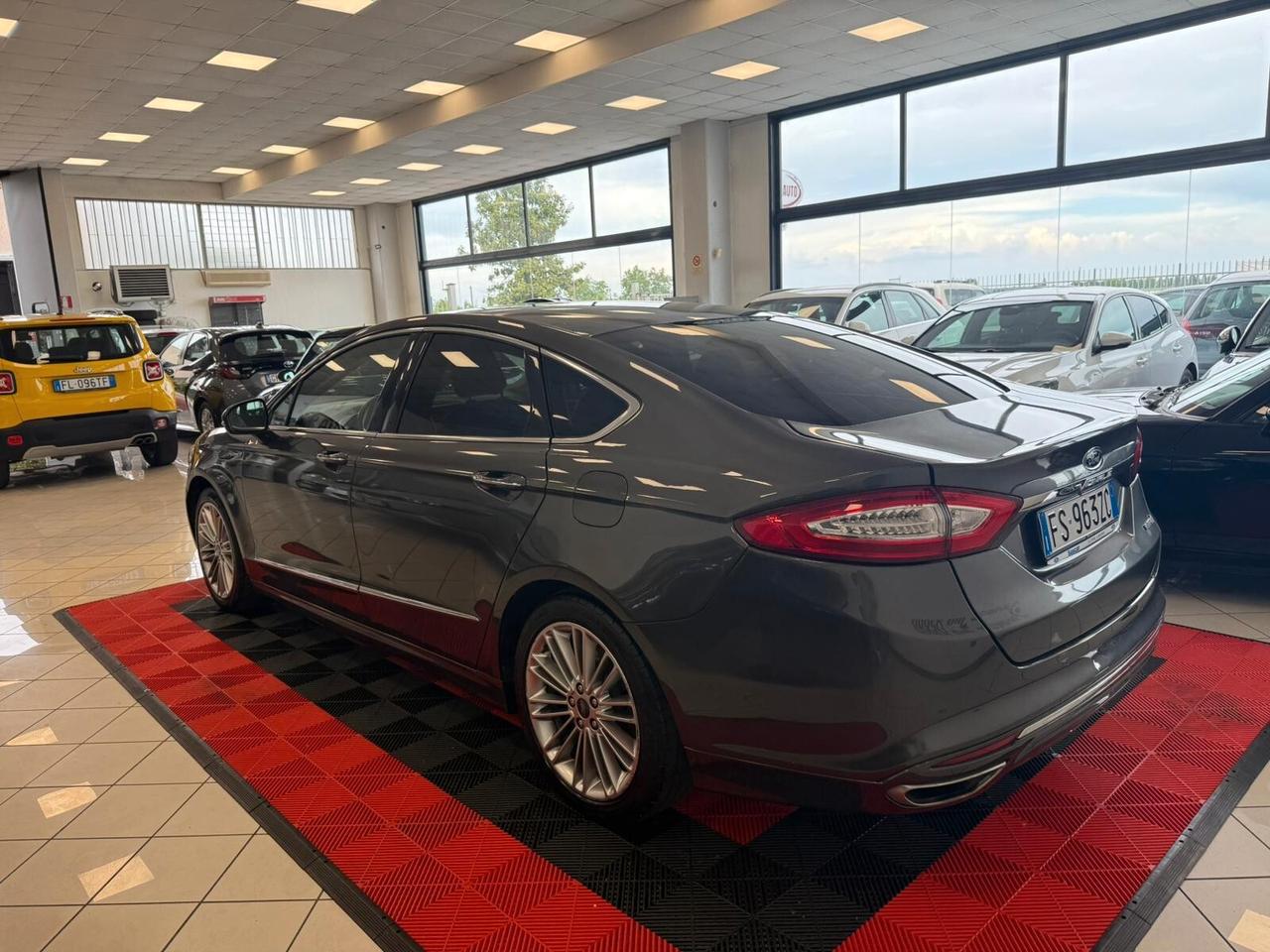 Ford Mondeo Full Hybrid 2.0 187 CV eCVT 4 porte Vignale