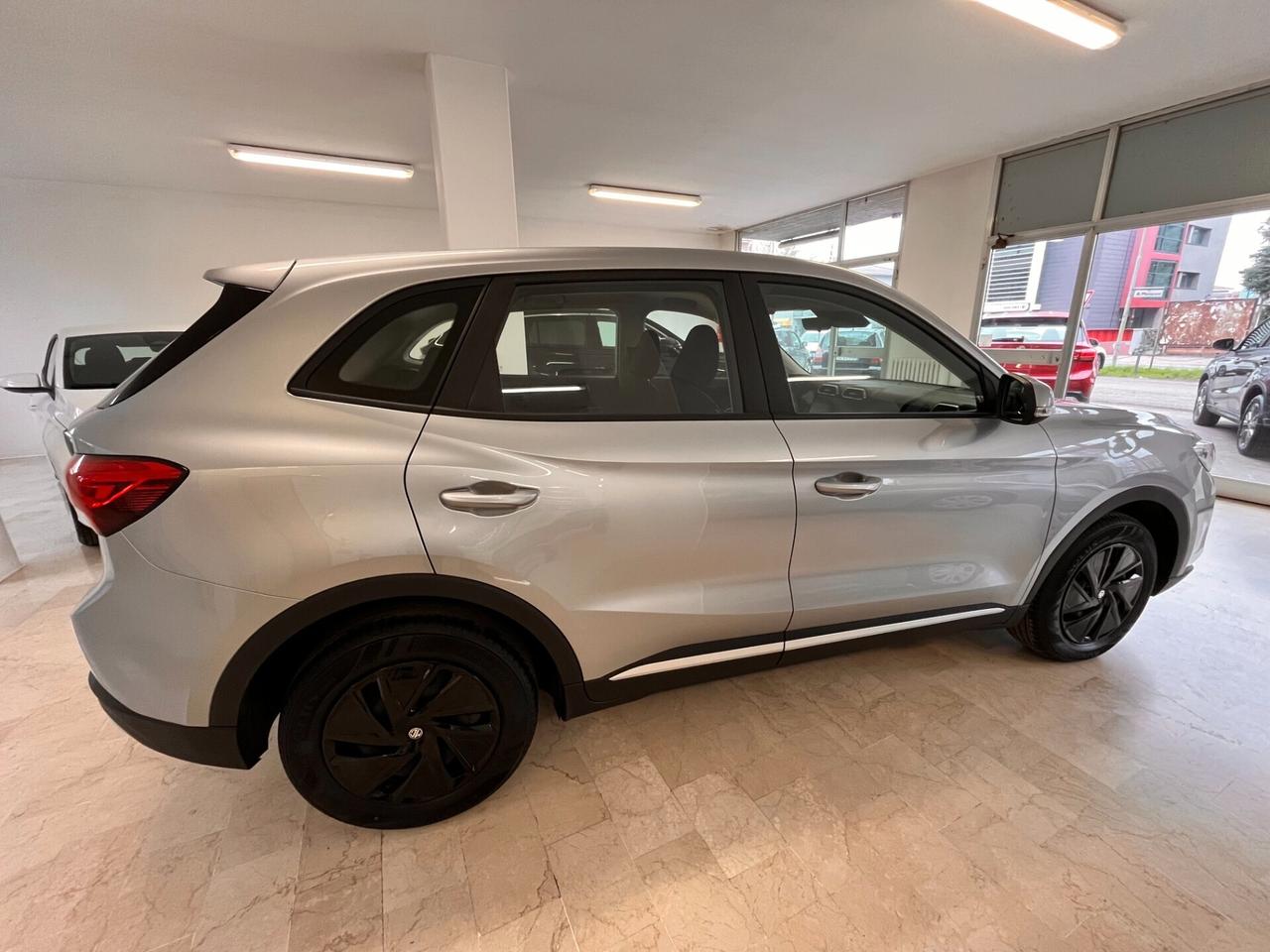 Mg ZS 1.5L 5MT Standard