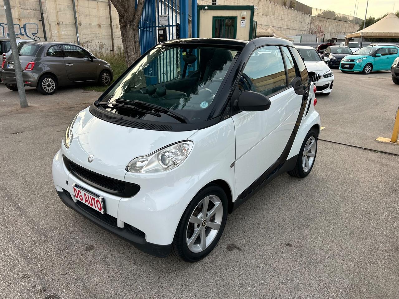 Smart ForTwo Cabrio 1000 benzina 2010