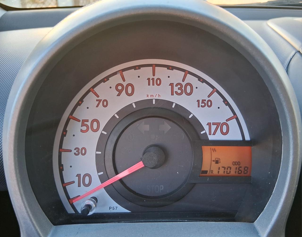 Toyota Aygo 1.0 12V VVT-i 5 porte Cool Soda Connect