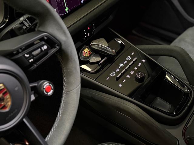 PORSCHE Cayenne Coupé 4.0 V8 Turbo E-Hybrid GT