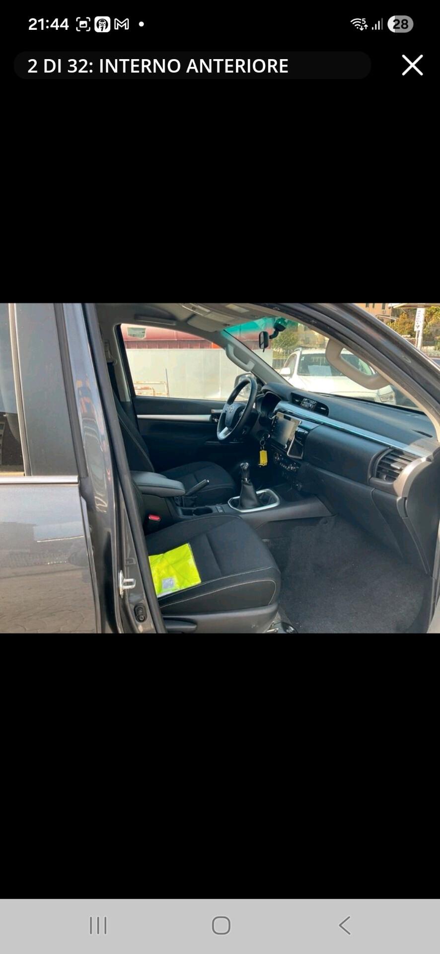 Toyota Hilux 2.4 D-4D 4WD 4 porte Double Cab Comfort