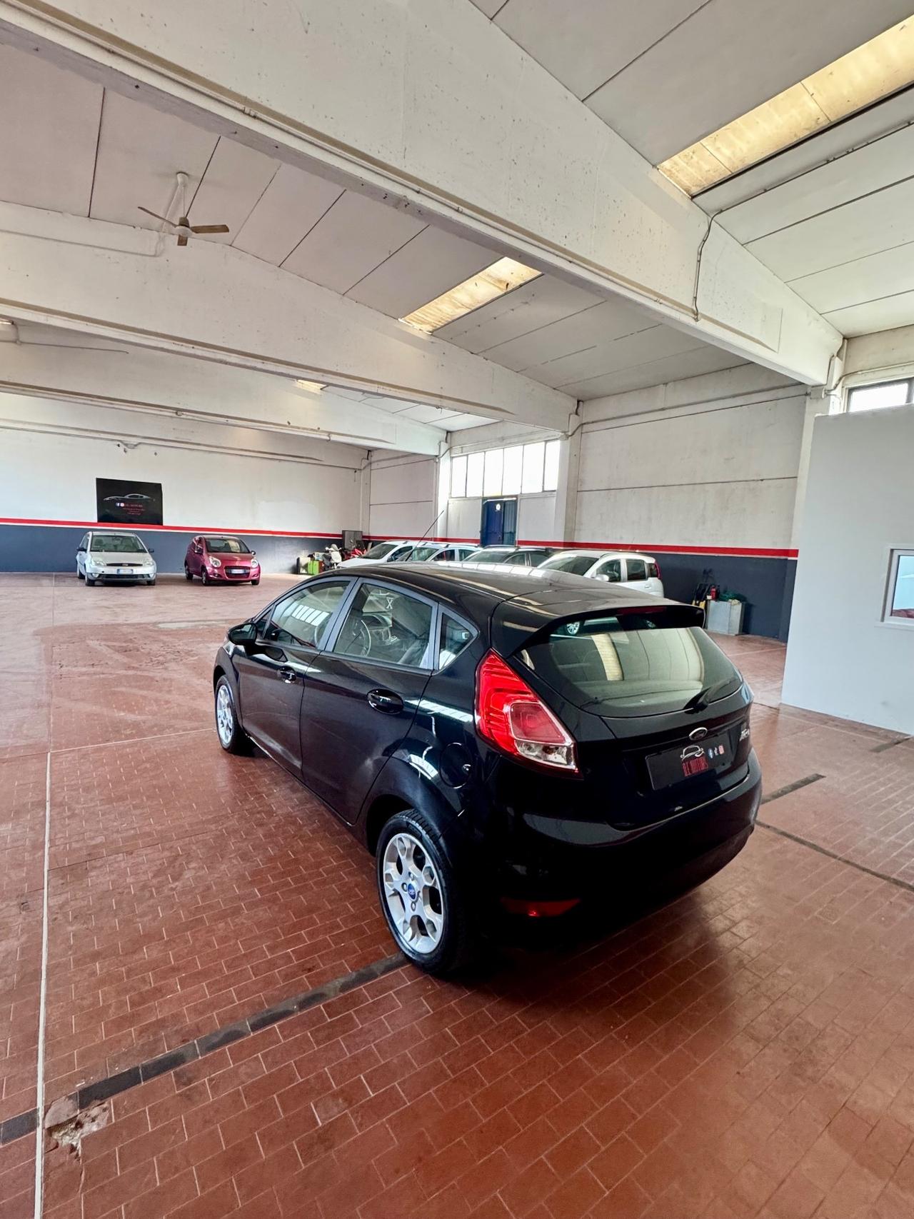 Ford Fiesta 1.4 5p. Bz.- GPL Titanium