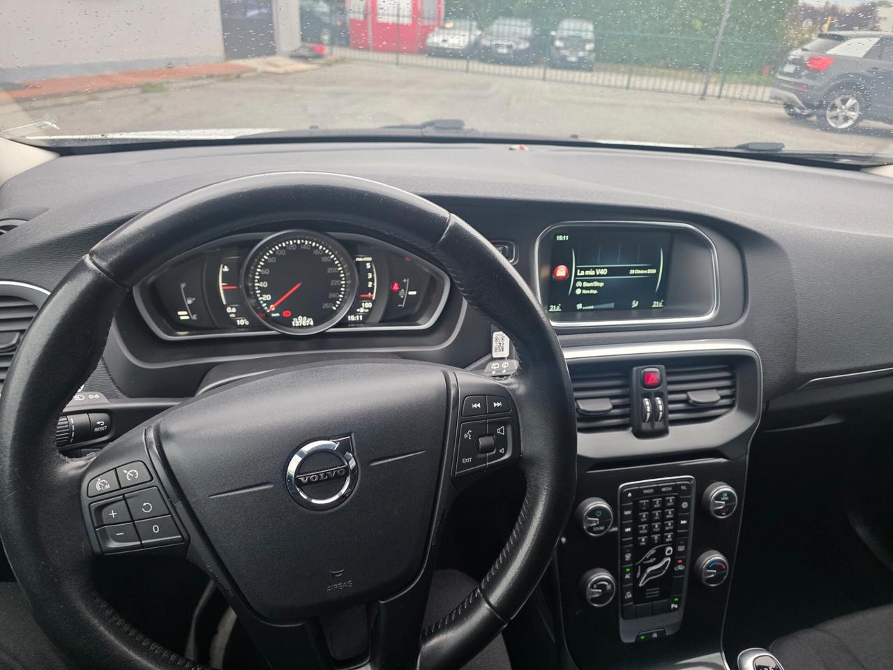 Volvo V40 D2 R-design Momentum