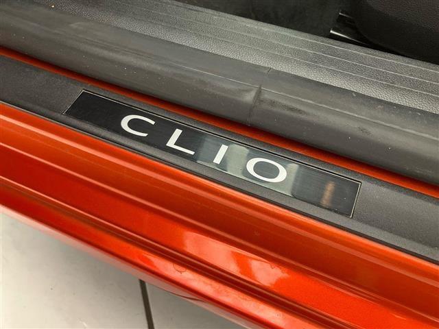 RENAULT Clio 1.6 E-Tech full hybrid Evolution 145cv