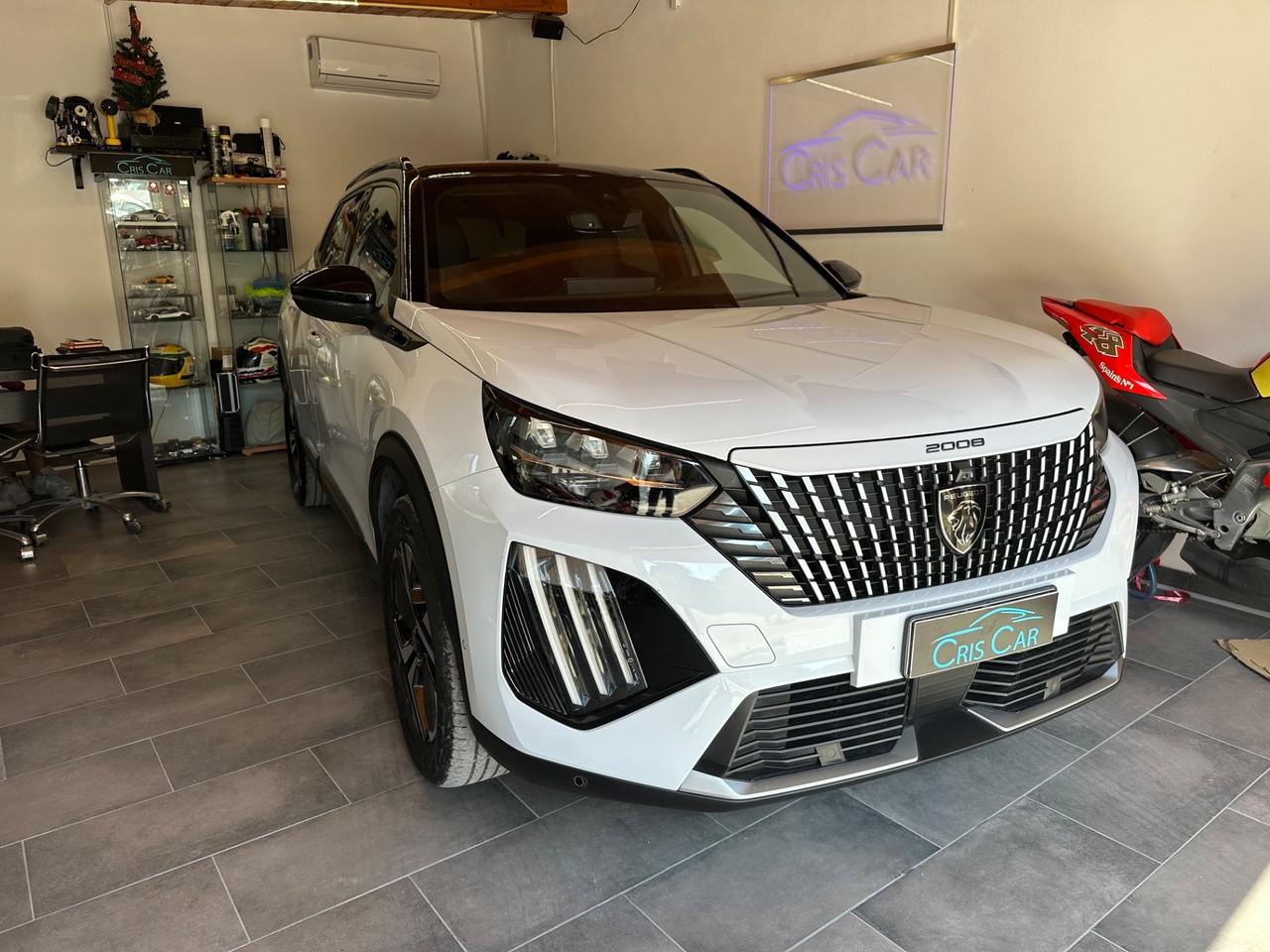 Peugeot 2008 PureTech 130 S&S EAT8 GT