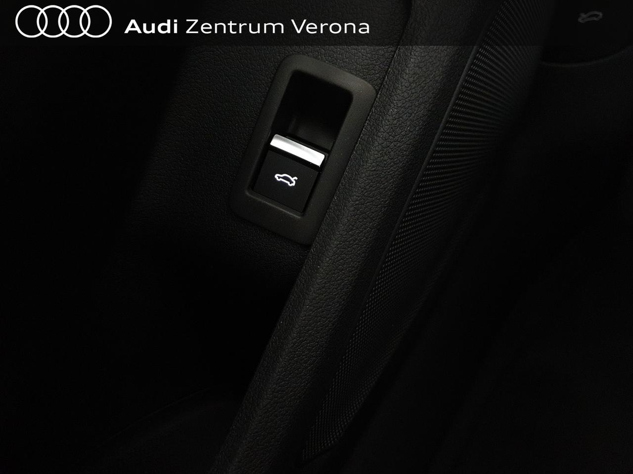 30TDI 136CV Str Business Advanced
