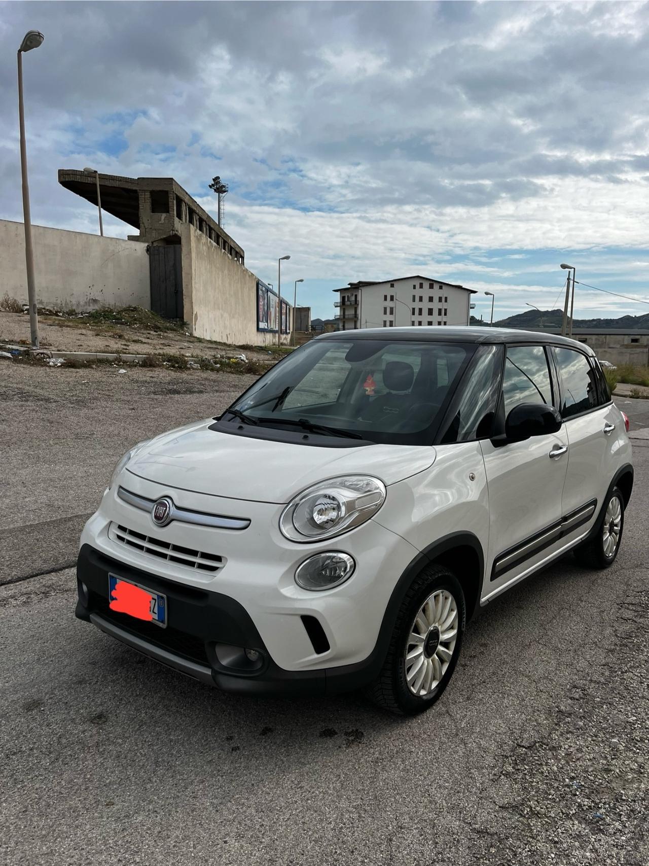 Fiat 500L 1.3 Mjt Trekking 2015 navigatore tetto panoramico