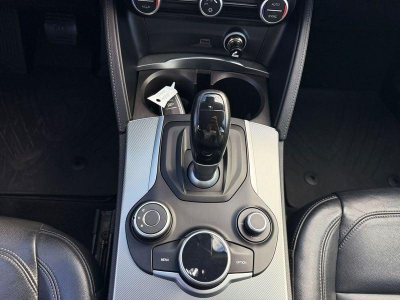 Alfa Romeo Stelvio 2.2 Turbo Diesel 210CV AT8 Q4 Super