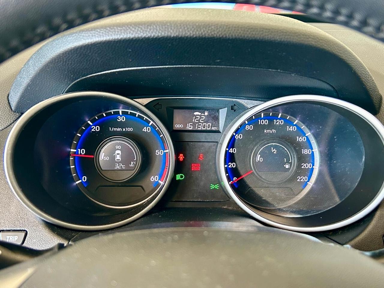 Hyundai iX35 *FRIZIONE NUOVA*SUV FULL OPTIONAL* NEOPATENTATI * PELLE TOTALE COME NUOVA ONESTA SEDILI RISCALDA