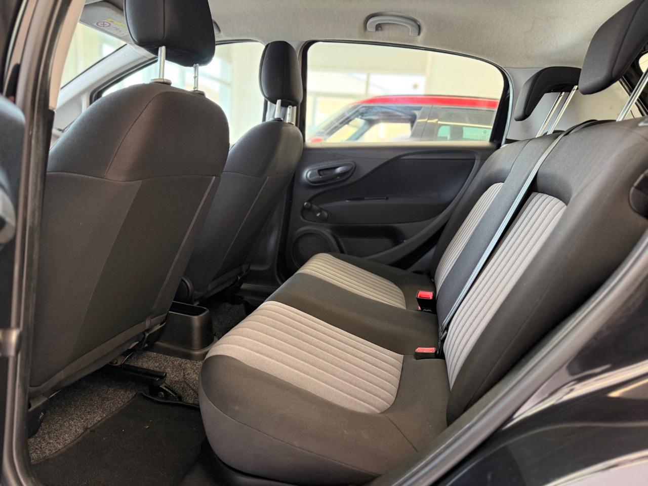 FIAT Punto 1.2 lounge ok neopatentati unico proprietario