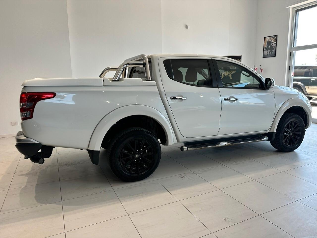 Mitsubishi L200 2.4 181 CV Intense Full 2016