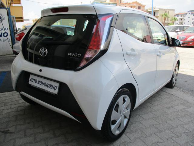 TOYOTA Aygo 1.0 x-cool