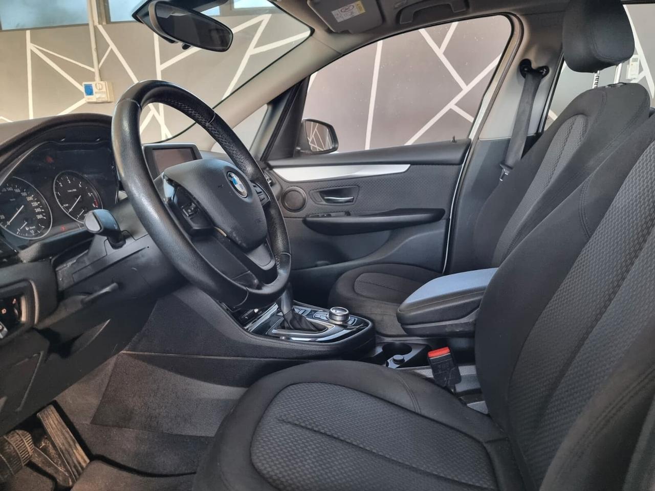 Bmw 216d Active Tourer Advantage NEOPATENTATI