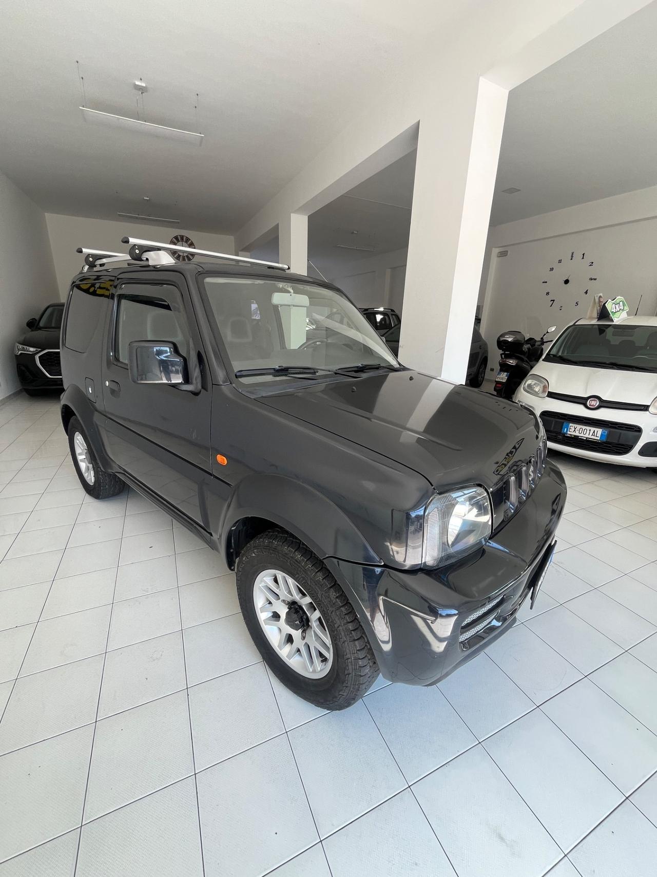 Suzuki Jimny 1.3i 16V cat 4WD JLX Più