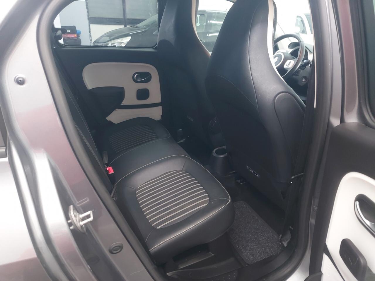 Renault Twingo Electric 2023 full perfetta