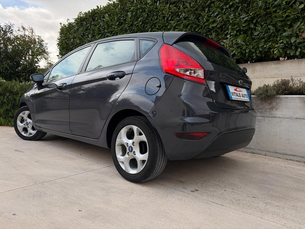 Ford Fiesta 1.4 TDCi 70CV 5 porte Titanium