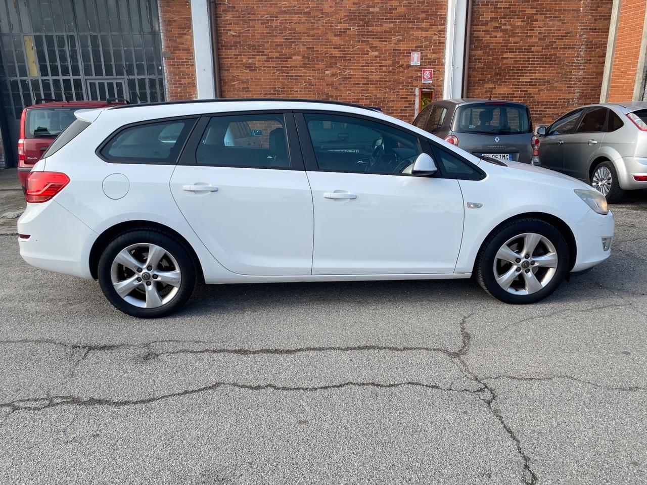 Opel Astra 1.7 CDTI 110CV Sports Tourer Elective