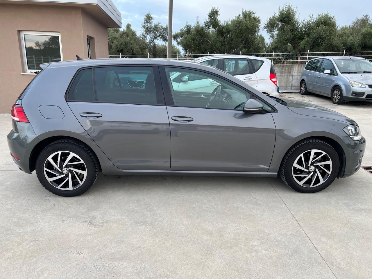 Volkswagen Golf 1.6 TDI 115 CV 5p. Highline BlueMotion Technology