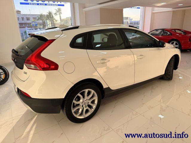 VOLVO V40 Cross Country D2 Geartronic